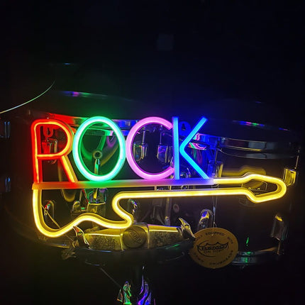 Neon LED Rock na ścianę – USB/baterie – zdjęcie produktu