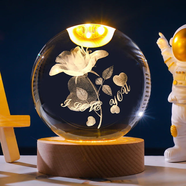 Lampka kryształowa 3D Róża – kula LED z drewnianą podstawą – zdjęcie produktu