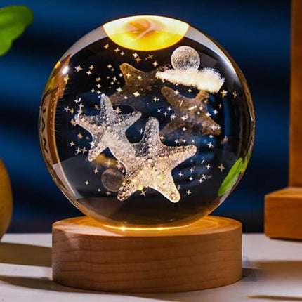 Lampka kryształowa 3D Meduza – kula LED z drewnianą podstawą – zdjęcie produktu
