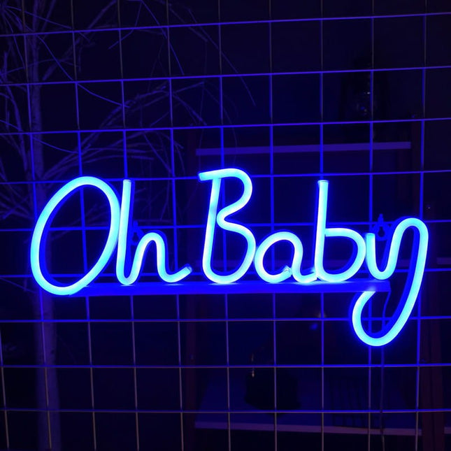 Neon LED Oh Baby – niebieski na ścianę – 38 × 14 cm, USB/baterie