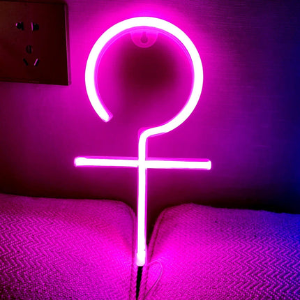 Neon LED Symbol kobiety na ścianę – 18 × 16 cm, USB/baterie